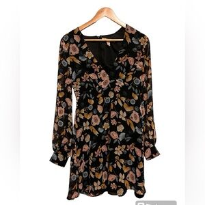 Forever 21 Contemporary Women's V Neck Lined Floral Mini Dress Juniors Size S